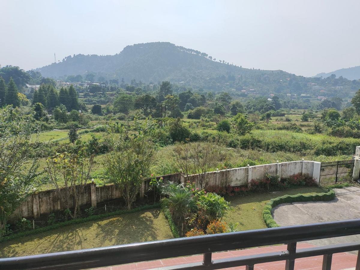 Treebo Spring Birds Hotel Bhimtal Bagian luar foto