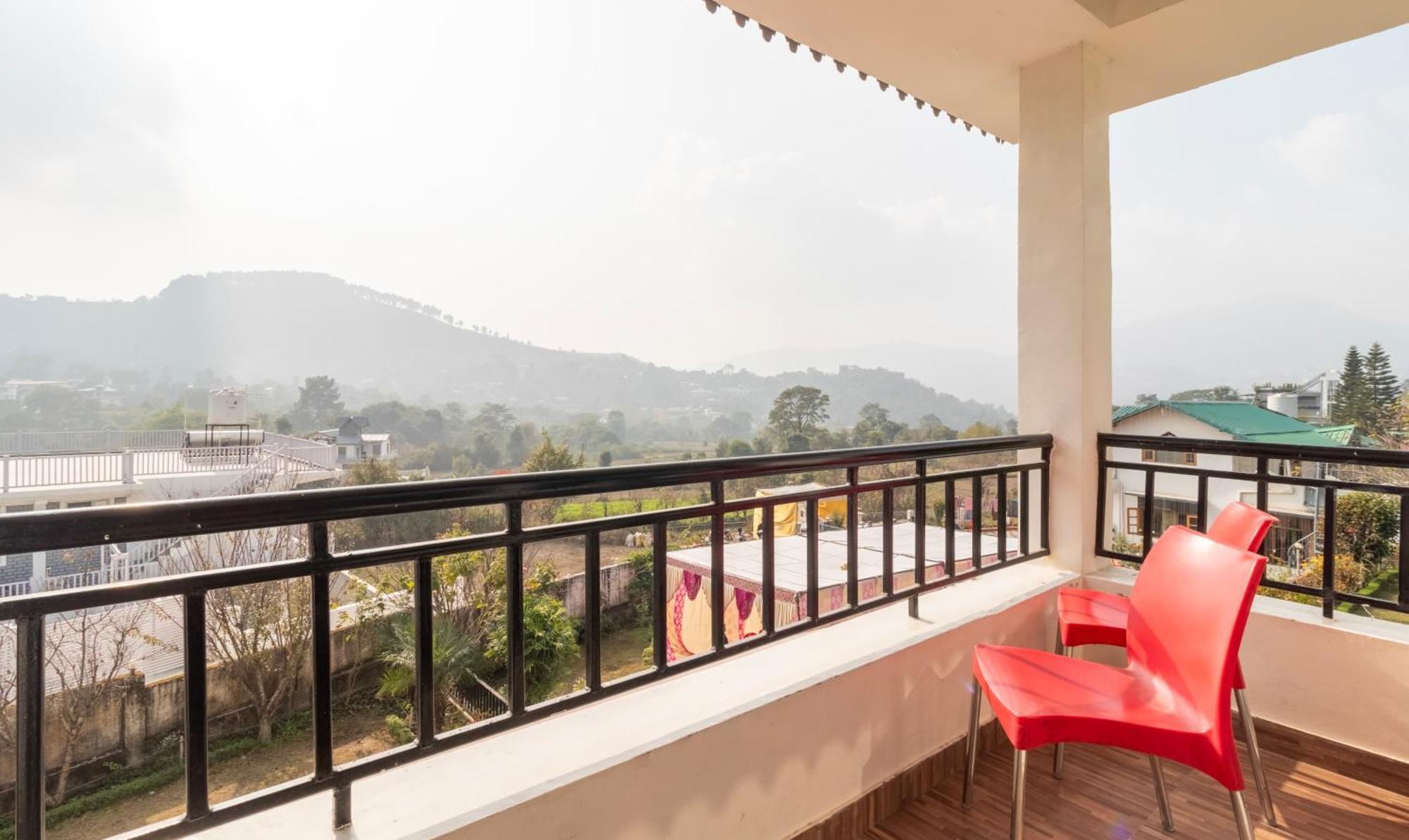 Treebo Spring Birds Hotel Bhimtal Bagian luar foto